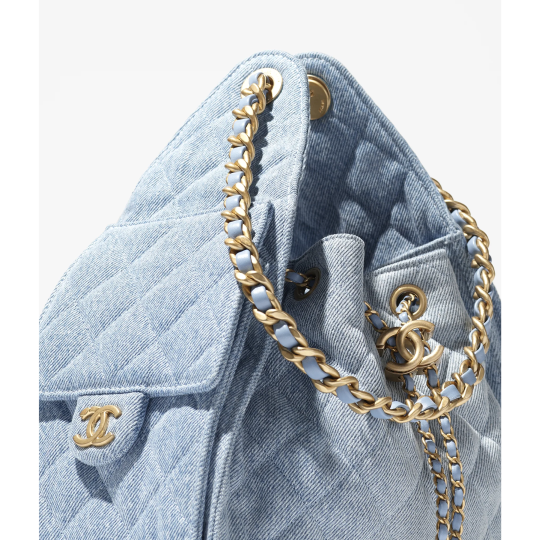 25 Small Handbag
